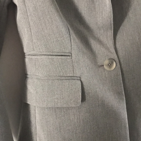 Express Blazer - Picture 2 of 6